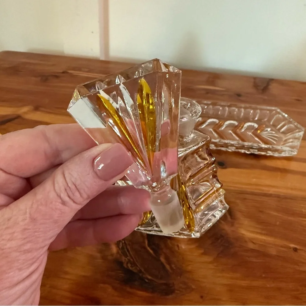 Vintage Ecth Bleikristal Gepresst Amber Clear Perfume Vanity Set w/ Tray